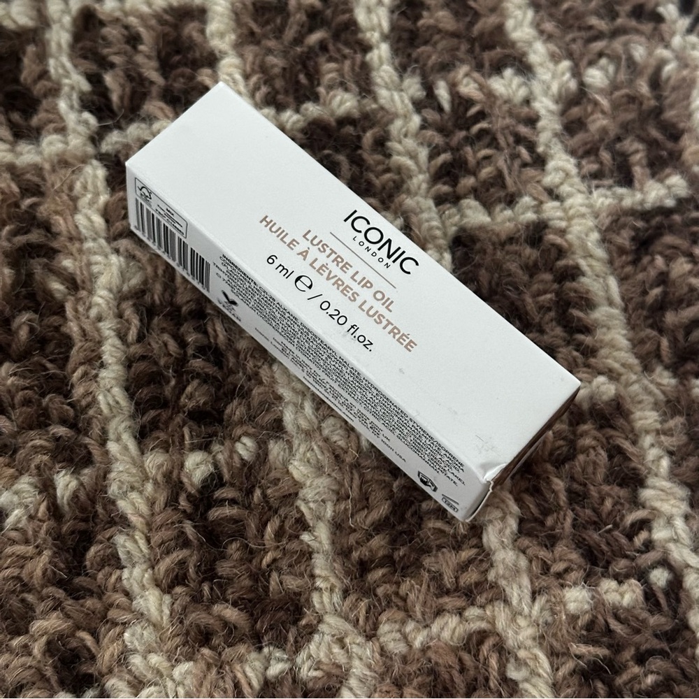 ICONIC LONDON Lustre Lip Oil She’s a Peach